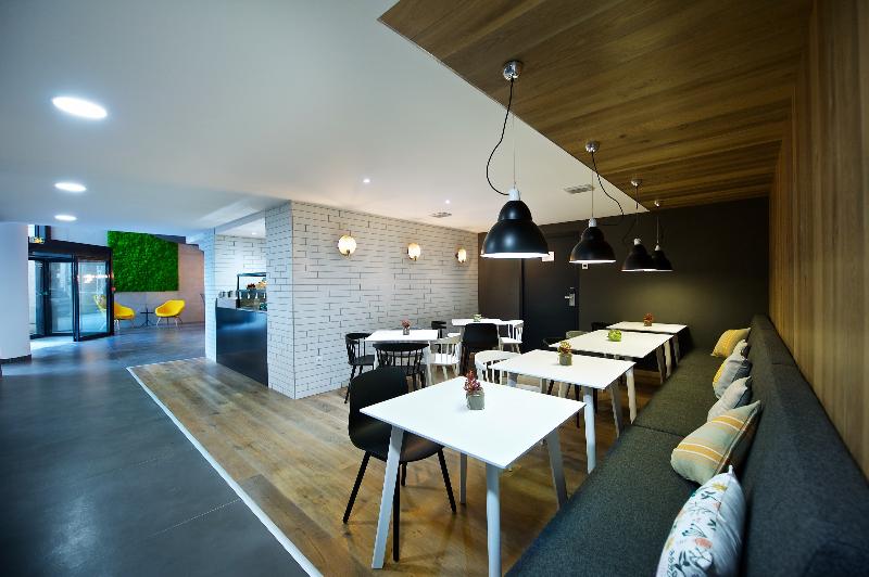 Staycity Aparthotel Marseille Centre Vieux Port - Restoran
