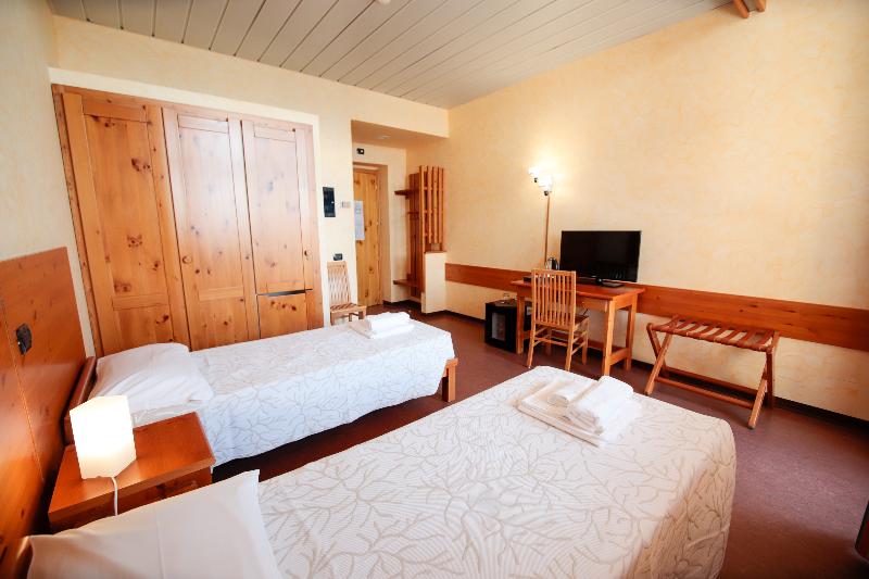 PraCatinat Hotel and Restaurant - Oda