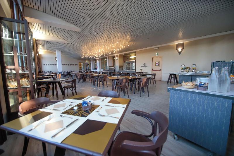 PraCatinat Hotel and Restaurant - Restoran