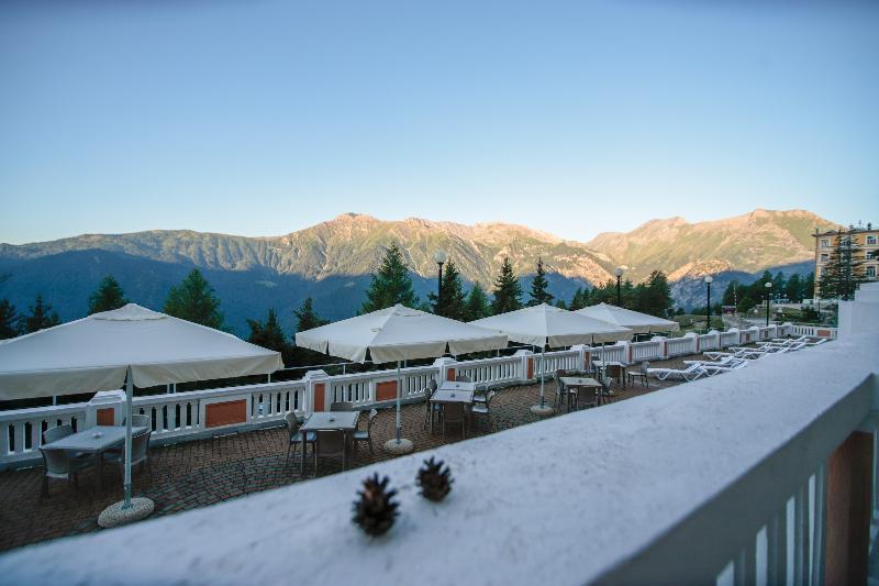 PraCatinat Hotel and Restaurant - Teras