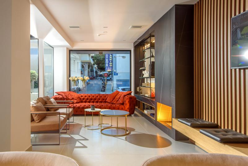 Dom Boutique Hotel - Lobi