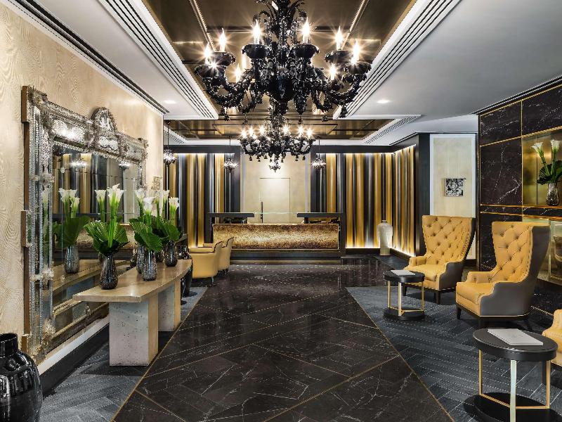 Delano London - Genel