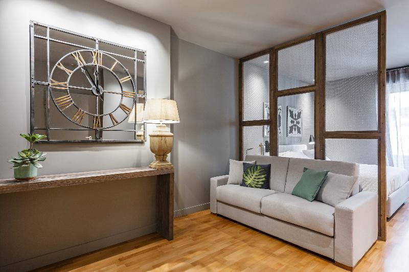 Ferrini Home - Etnea Collection - Oda