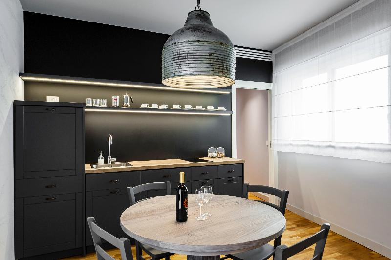 Ferrini Home - Etnea Collection - Oda