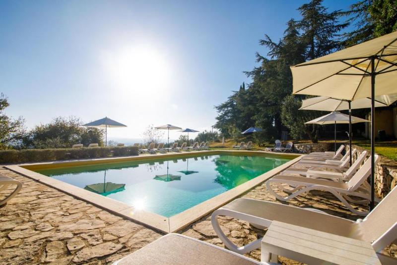 Agriturismo Villa Godenano Pool&Relax - Havuz