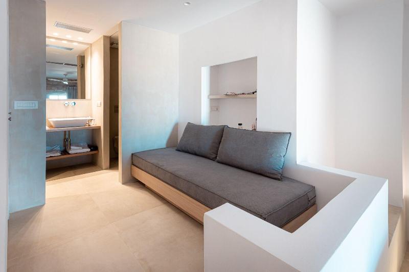 Aria Estate - Oda