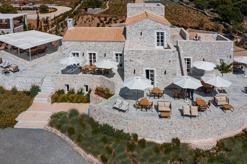 Aria Estate - Teras