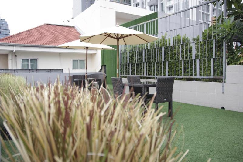 Dazzle Sukhumvit 7 - Teras
