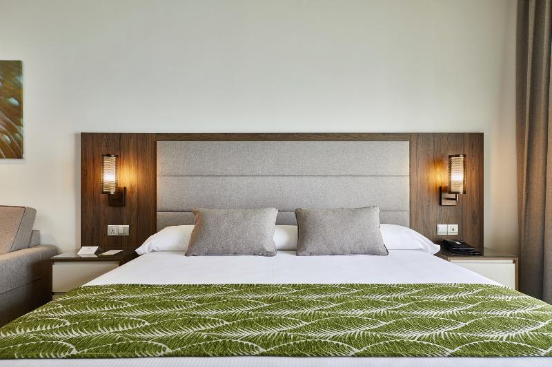 Hotel Riu Atoll - Oda