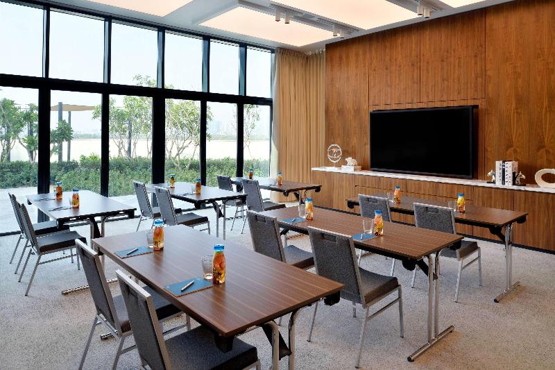 Vida Emirates Hills - Lobi