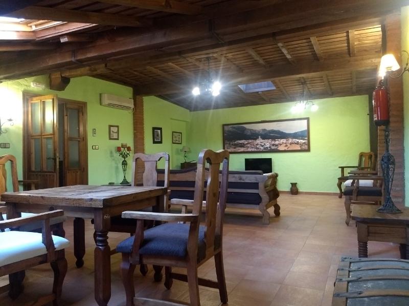Villa De Berzocana - Toplantı