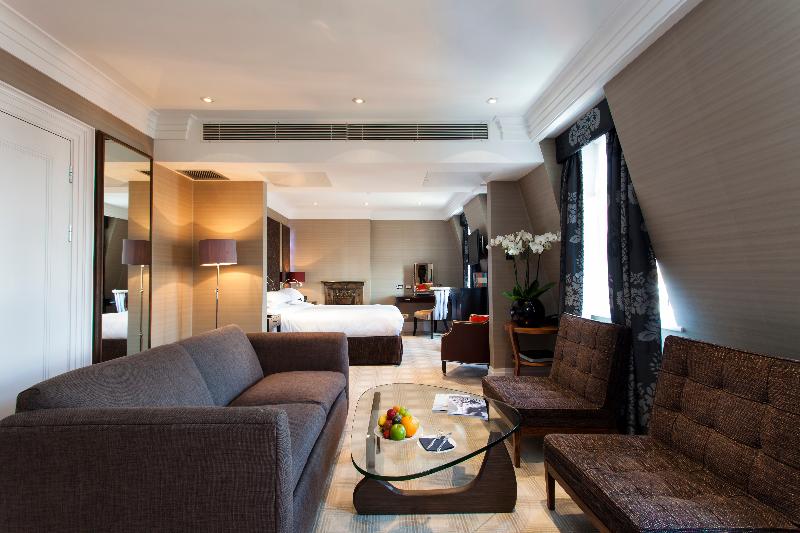 The Capital Hotel, Apartments  & Townhouse - Oda