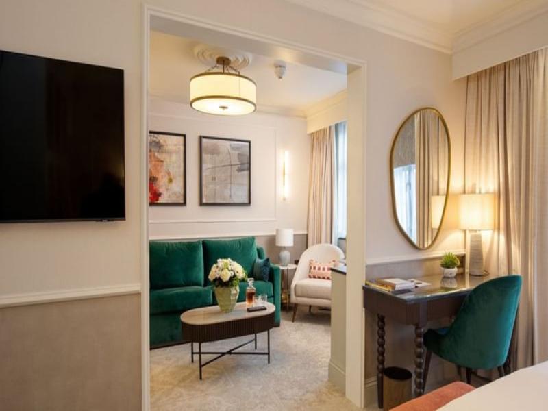 The Capital Hotel, Apartments  & Townhouse - Oda