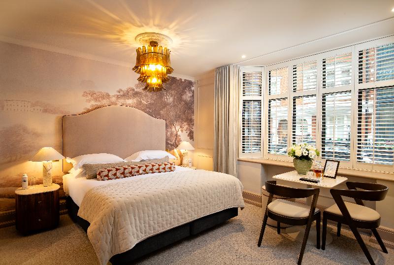 The Capital Hotel, Apartments  & Townhouse - Oda