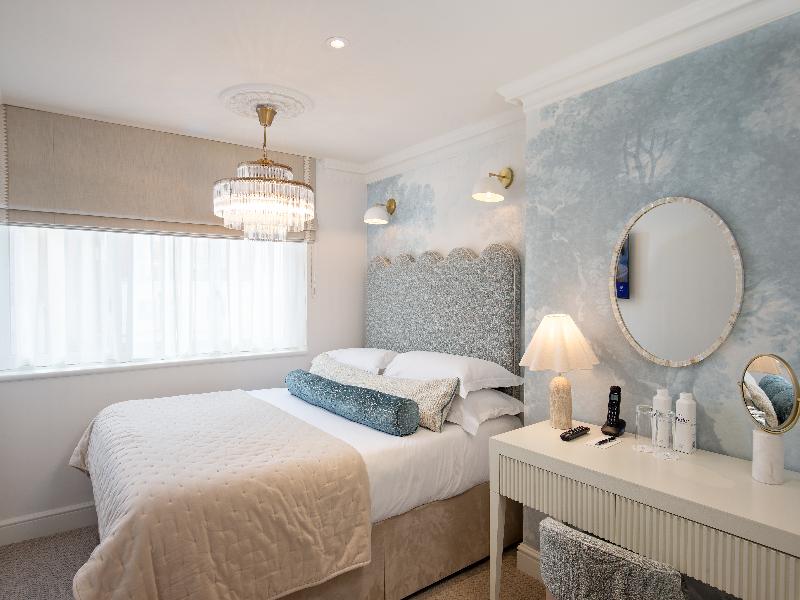 The Capital Hotel, Apartments  & Townhouse - Oda
