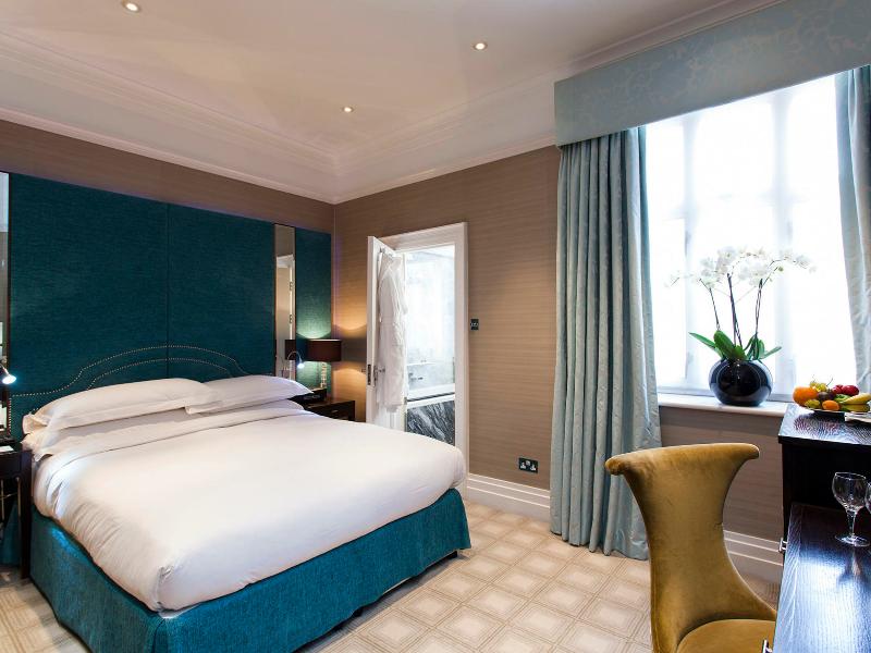 The Capital Hotel, Apartments  & Townhouse - Oda