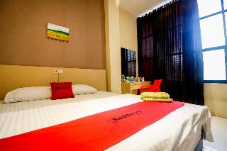 RedDoorz near Pasar Tarapung Siring Banjarmasin fotoÄŸrafÄ±