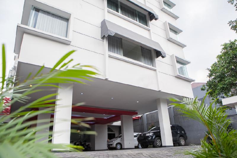 RedDoorz near Trans Studio Mall 3 - Genel