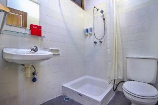 RedDoorz Plus @ Sukamulya Pasteur 2 fotoÄŸrafÄ±