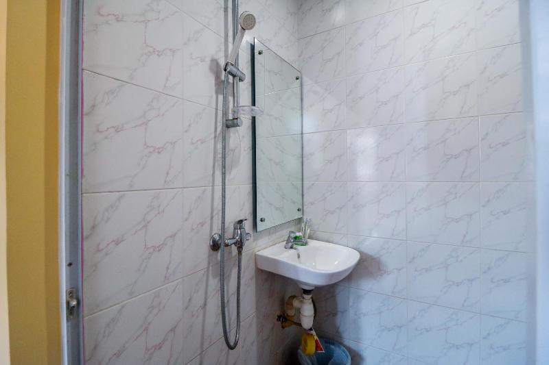 RedDoorz Plus near DC Mall Batam - Oda