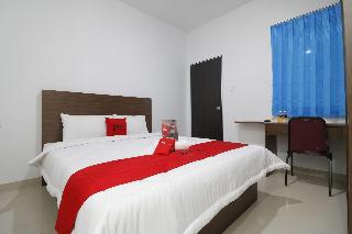 RedDoorz Plus near Kepri Mall otel fotoğrafı