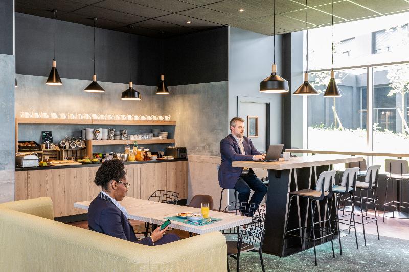 Aparthotel Adagio Access Palaiseau Saclay - Restoran