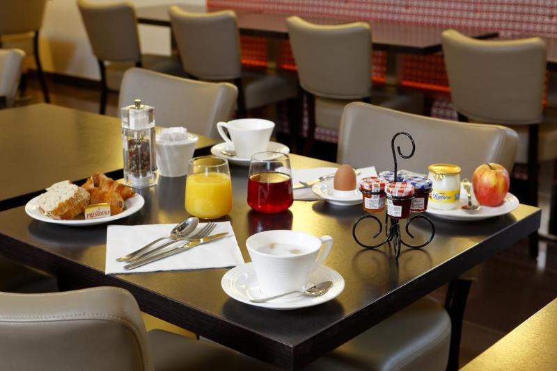 Les Herbes Folles - Restoran