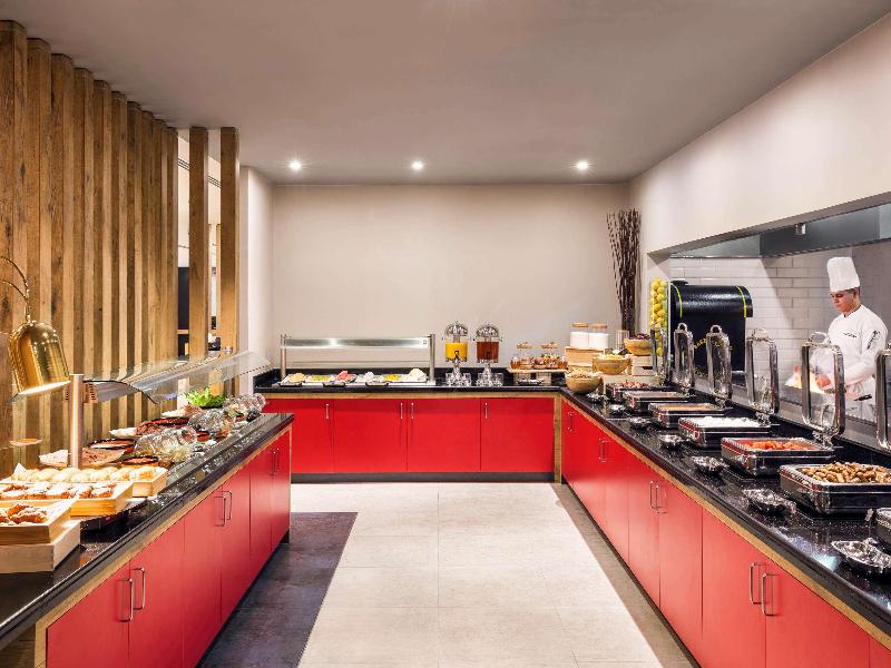 Adagio Aparthotel Jeddah Malik Road - Restoran