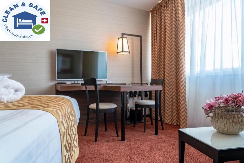 Nash Suites Airport Hotel - Oda