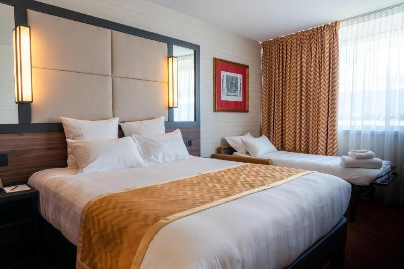 Nash Suites Airport Hotel - Oda