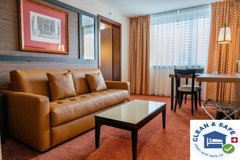 Nash Suites Airport Hotel - Oda