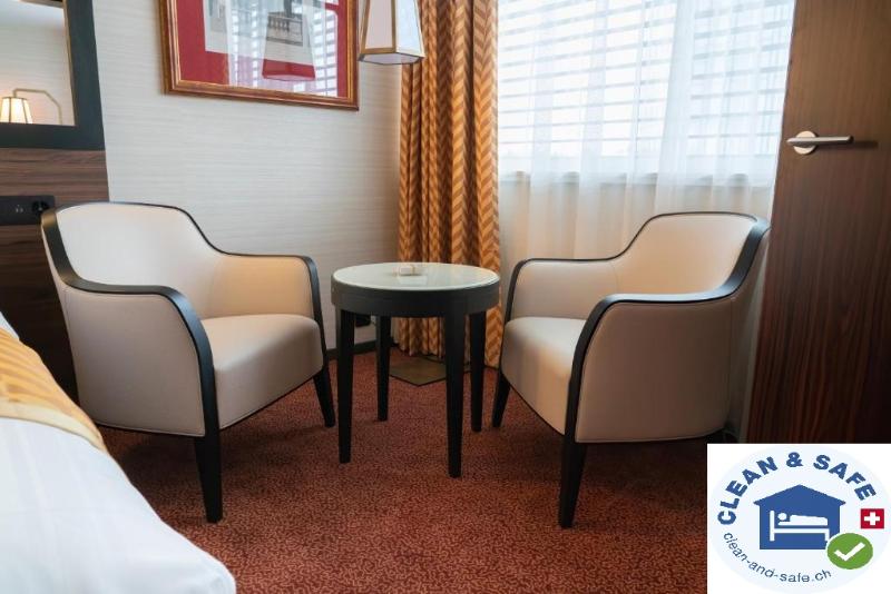Nash Suites Airport Hotel - Oda