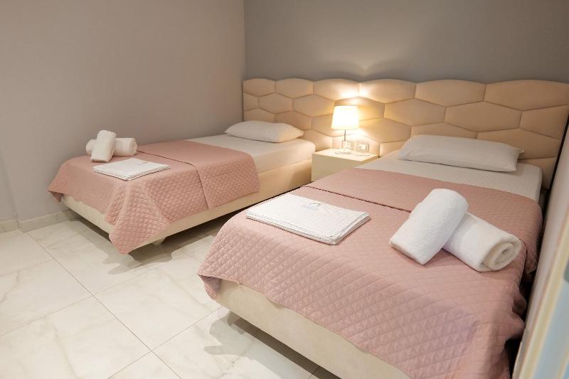 Oceanic Overview Suites - Oda