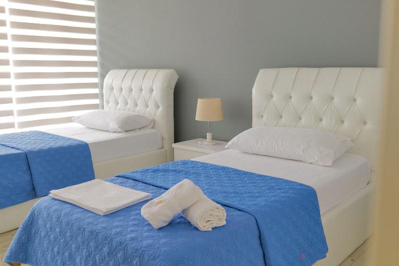 Oceanic Overview Suites - Oda