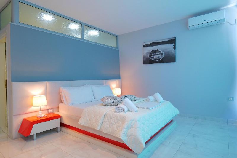 Oceanic Overview Suites - Oda