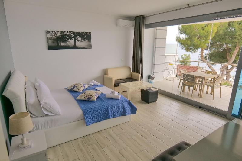 Oceanic Overview Suites - Oda