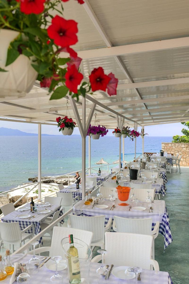 Oceanic Overview Suites - Restoran
