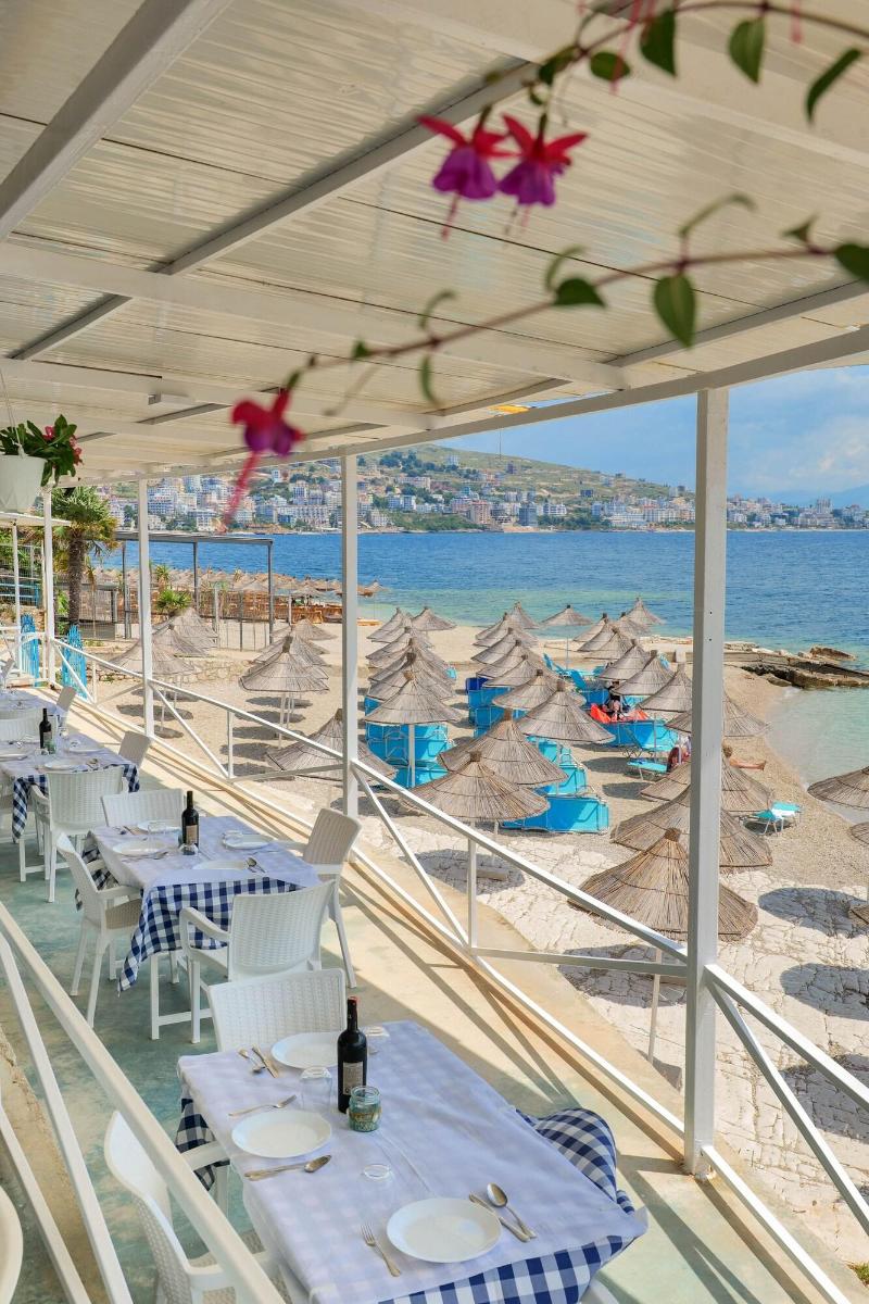 Oceanic Overview Suites - Restoran