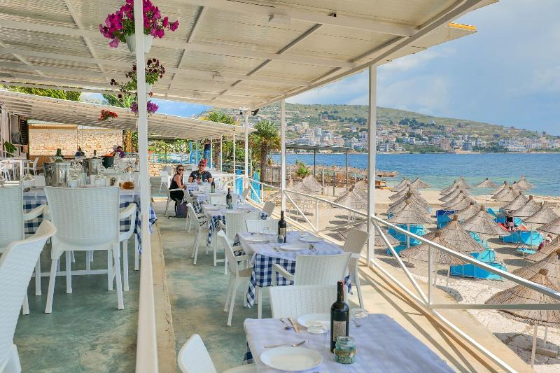 Oceanic Overview Suites - Restoran