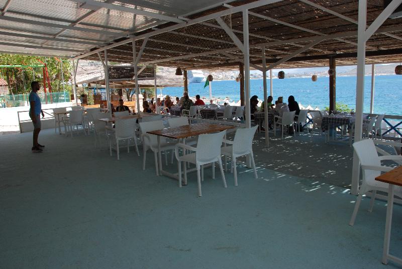 Oceanic Overview Suites - Restoran