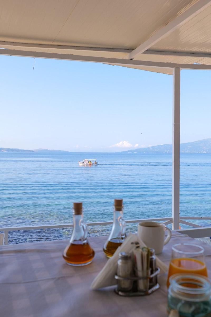 Oceanic Overview Suites - Restoran