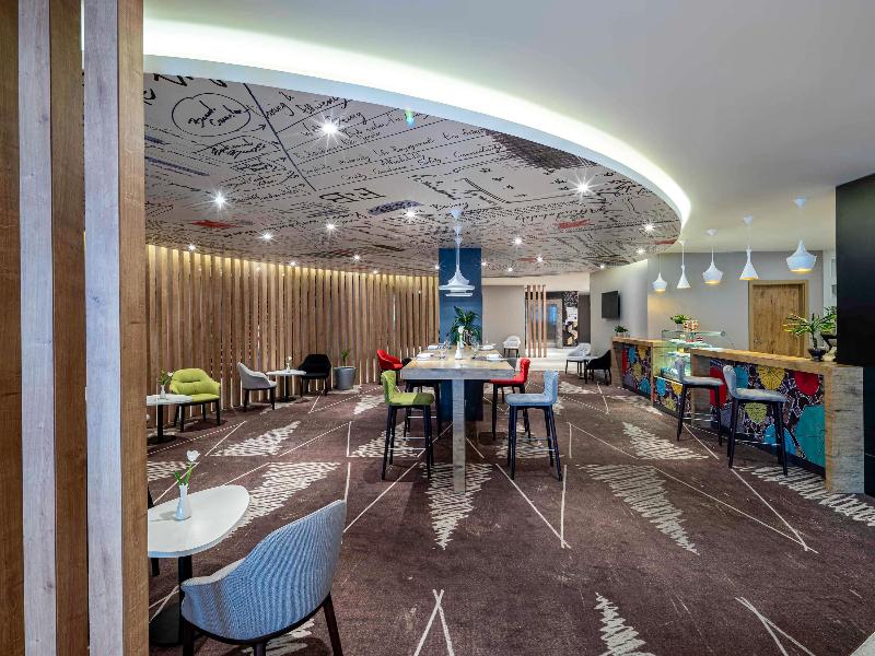 Ibis Jeddah Malik Road - Bar