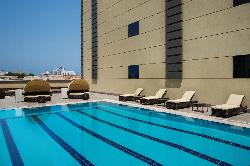 Ibis Jeddah Malik Road - Havuz