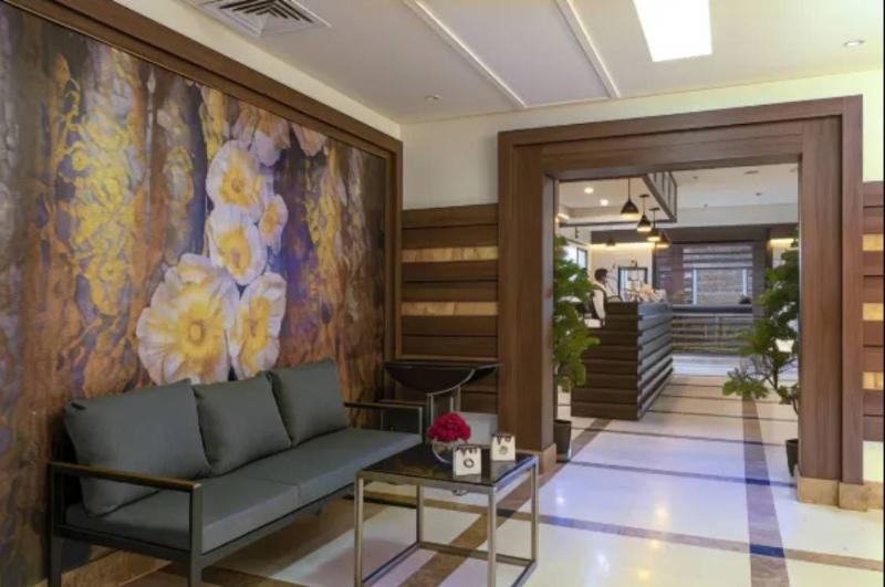 Iridium 70 Hotel - Lobi