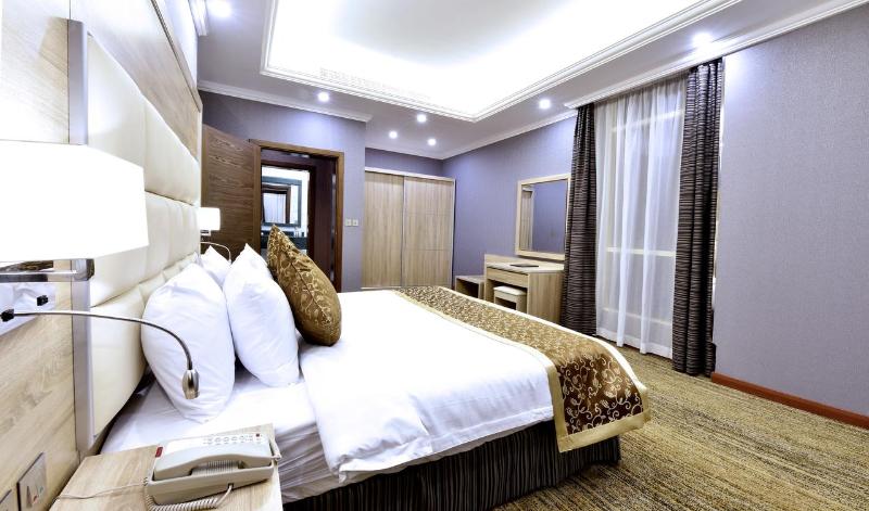 Iridium 70 Hotel - Oda