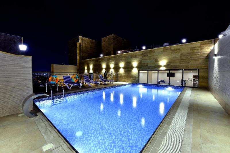 Iridium 70 Hotel - Havuz