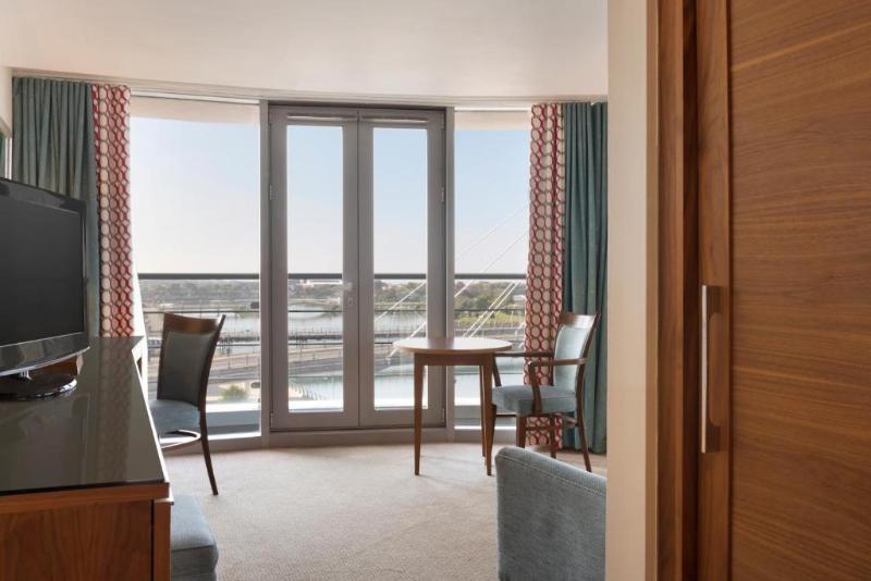 Waterfront Hotel Southport - Oda
