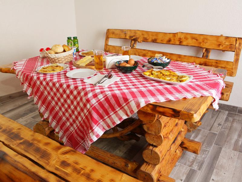 House Jovica - Lobi