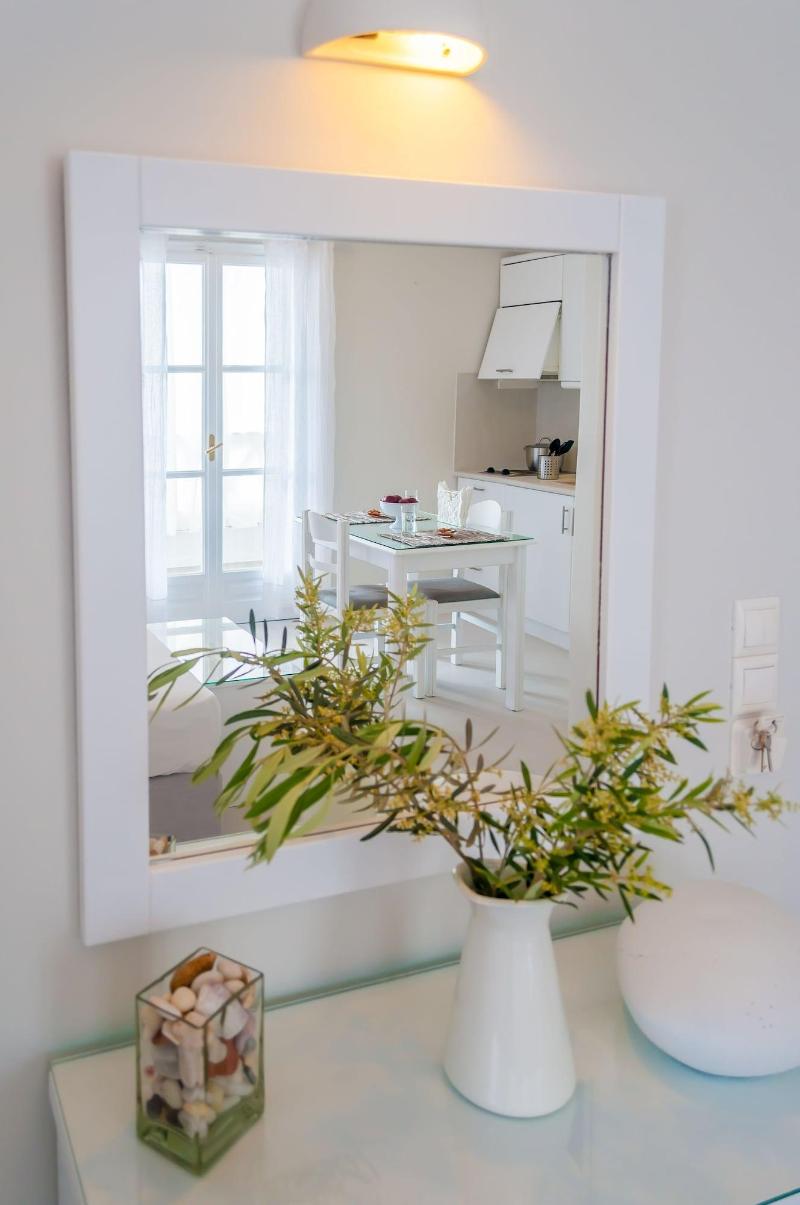 Milos Bay Suites - Oda