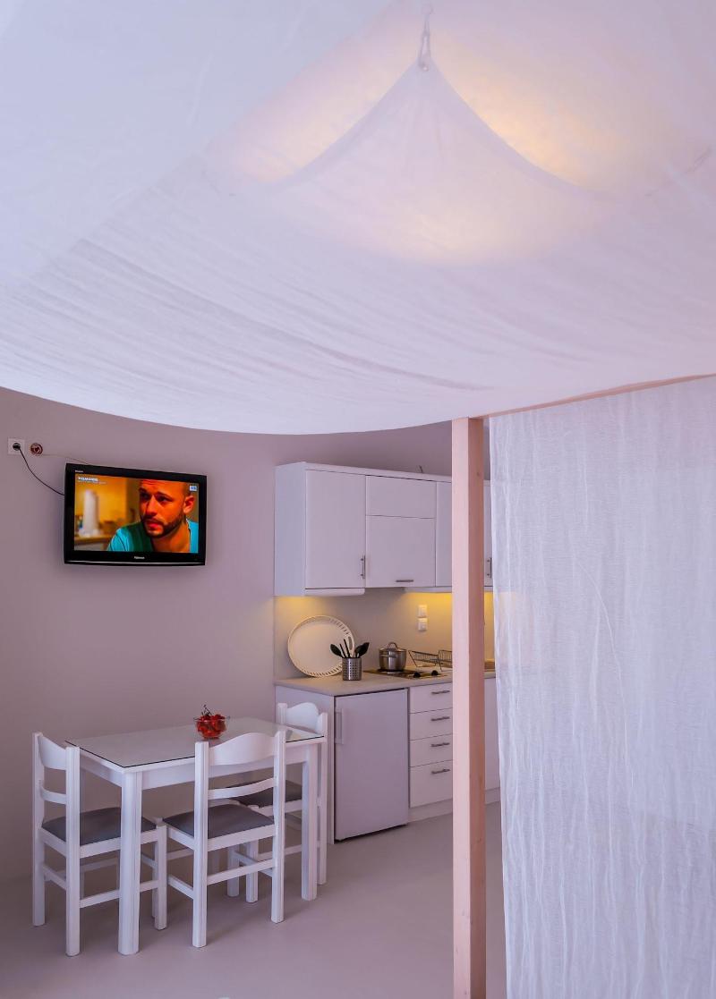 Milos Bay Suites - Oda